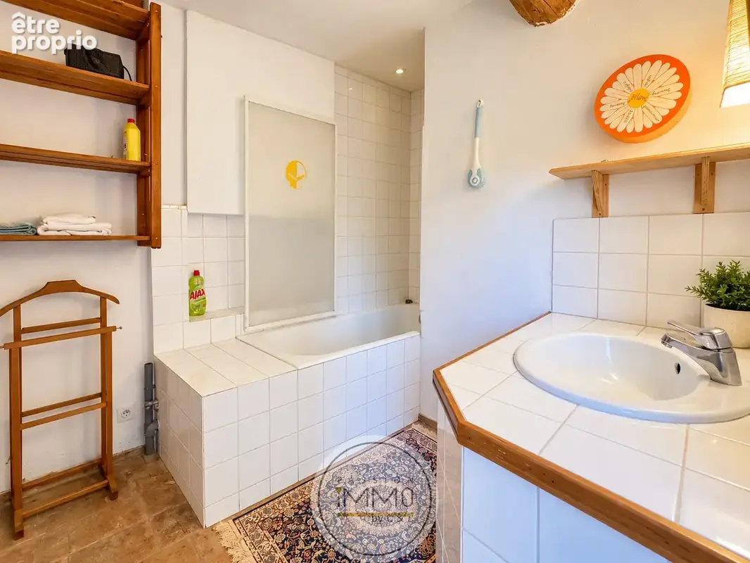 Mas provencal 280 m2 - propriete 4 hectares - oliveraie - photo 8