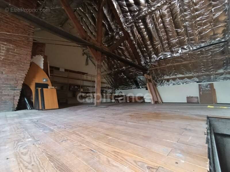  Spacieuse maison bourgeoise de 280 m² – Habitez et générez un revenu locatif avec 50 m² en plus ! - photo 20