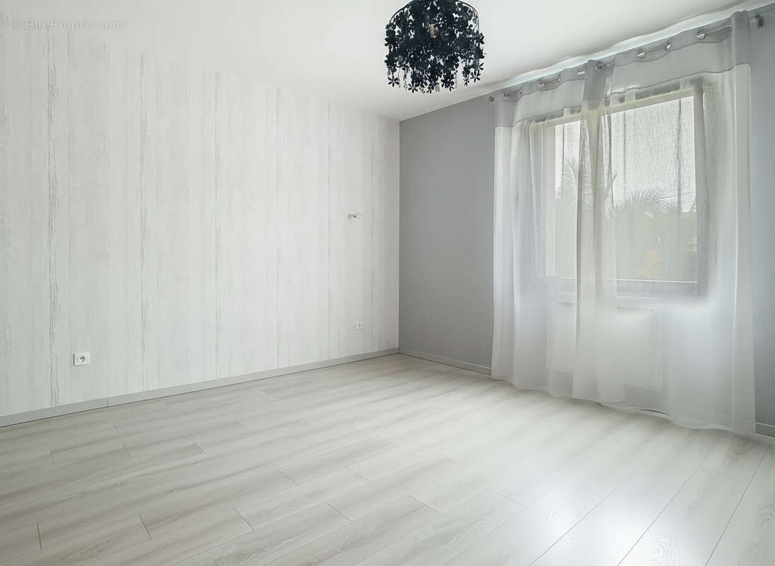 Maison à GOUVILLE-SUR-MER