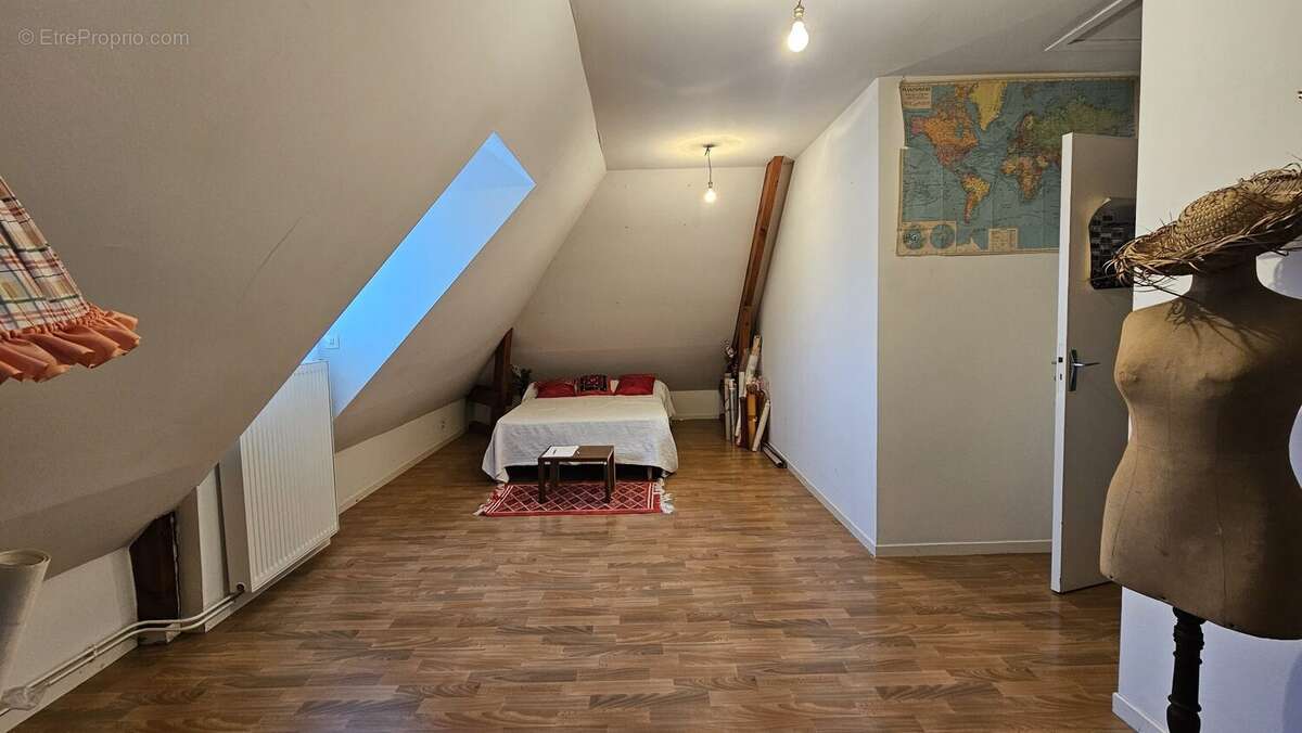 Maison à BEAUVAIS