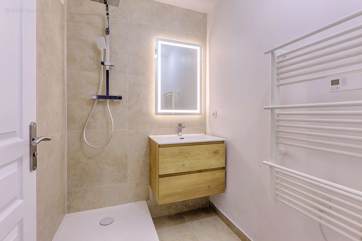 Duplex 5 pieces 118m2 avec 4 chambres et 75m2 de jardin, 2 parkings en sous-sol - photo 8