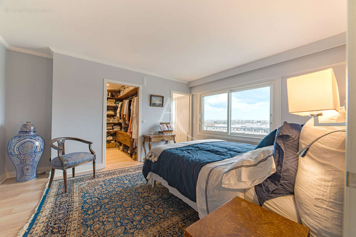 Appartement à MAISONS-LAFFITTE