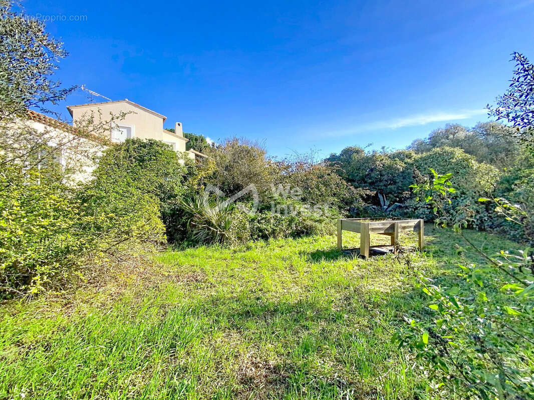 Maison à SAINT-JEAN-DE-VEDAS