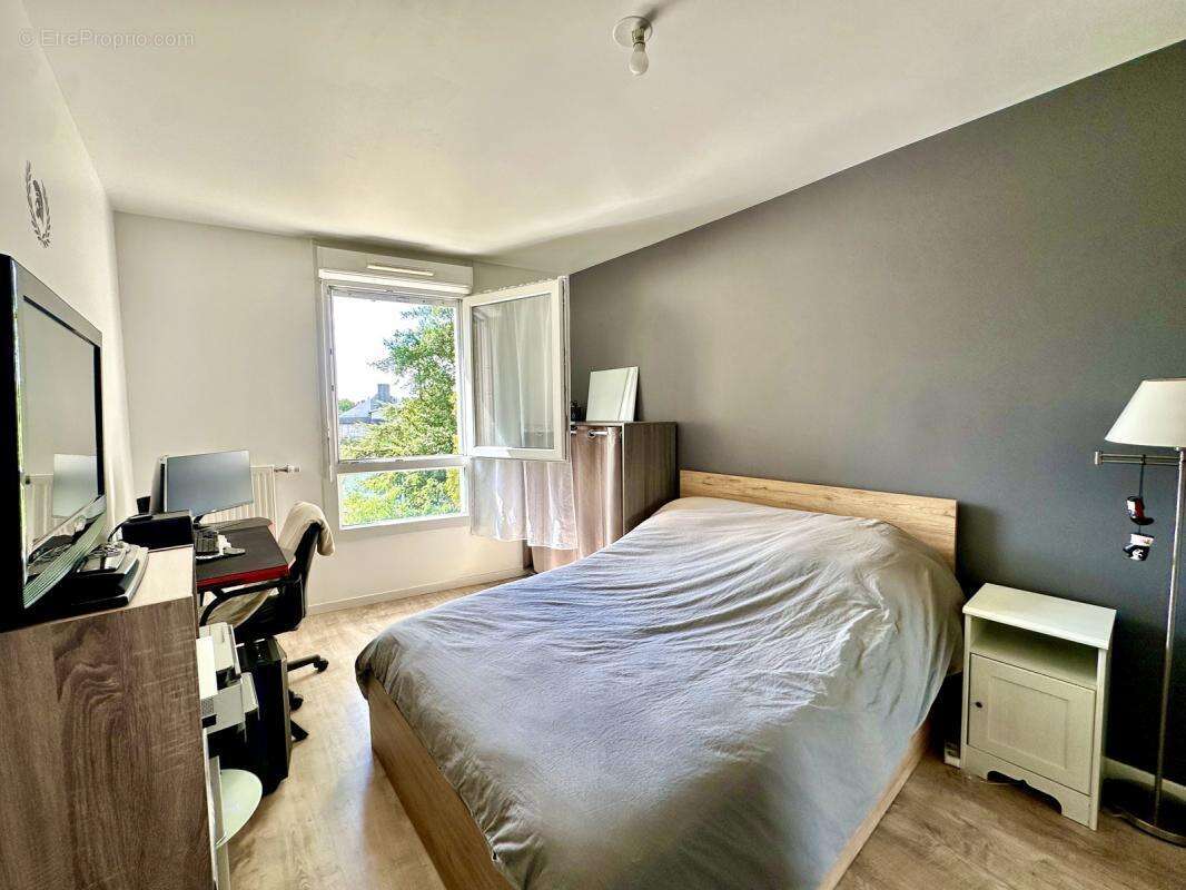 Appartement à CORBEIL-ESSONNES