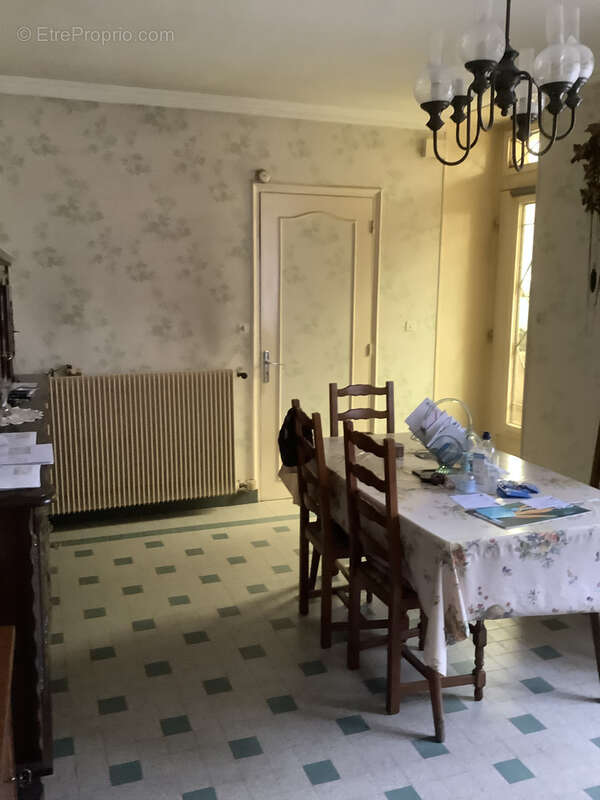 Maison à GENAY
