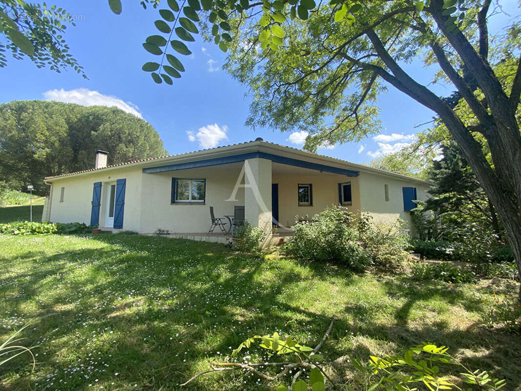 Maison Laurac 6 pièce(s) 174.98 m2 - photo 14