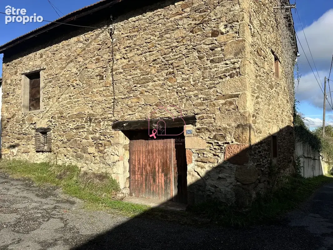 Maison à DECAZEVILLE