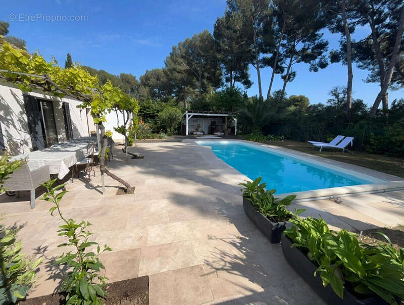 Maison à vendre 7 pièces SANARY SUR MER (83) - photo 4