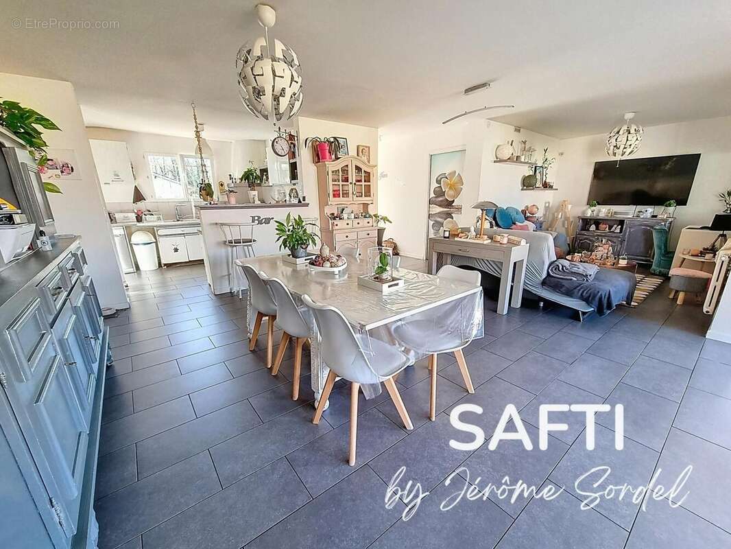 Photo 2 - Maison à SAINT-MEDARD-EN-JALLES