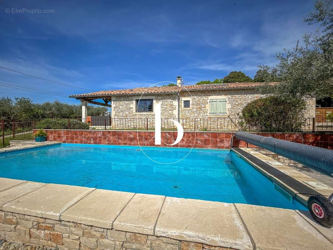 Maison à ORGNAC-L'AVEN