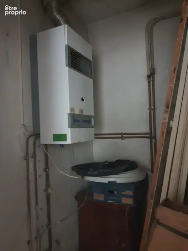 Dpt Vosges (88), à vendre RAMBERVILLERS immeuble T15 de 280 m2 à rénover en 5 ou 6 appartements avec cour - photo 14