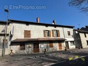 Appartement à SAUVIAT-SUR-VIGE