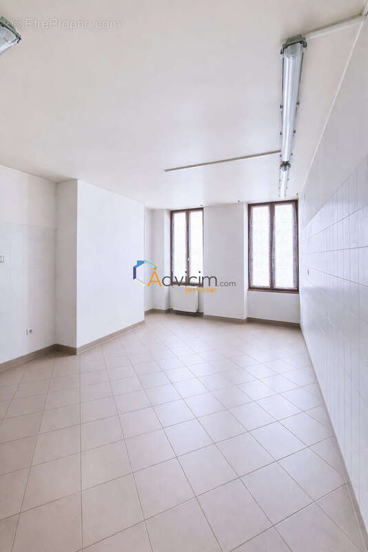 chambre 3 1er étage - Maison à BRIENON-SUR-ARMANCON