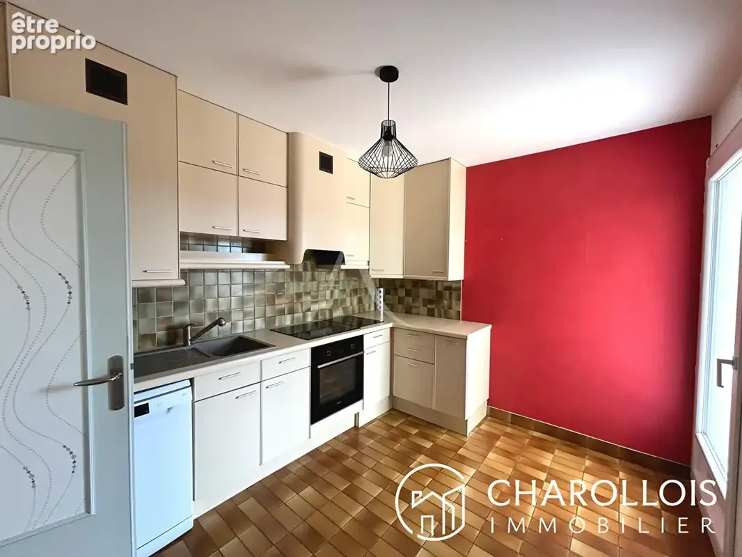 Appartement Charnay Les Macon 3 pièce(s) 72 m2 - photo 3