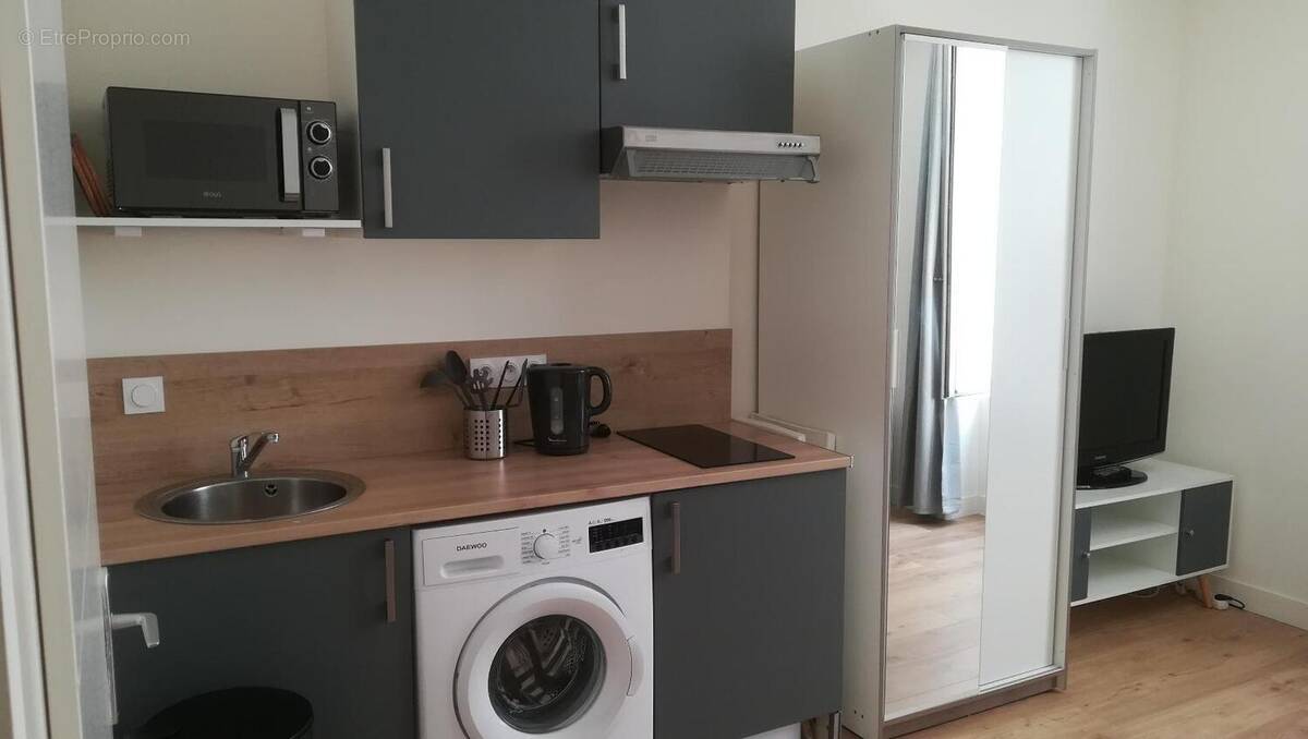   - Appartement à LYON-3E