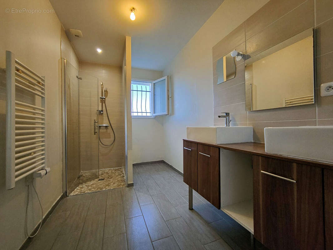 Maison à SAINT-POURCAIN-SUR-SIOULE