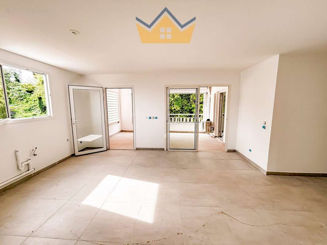 Appartement à FORT-DE-FRANCE