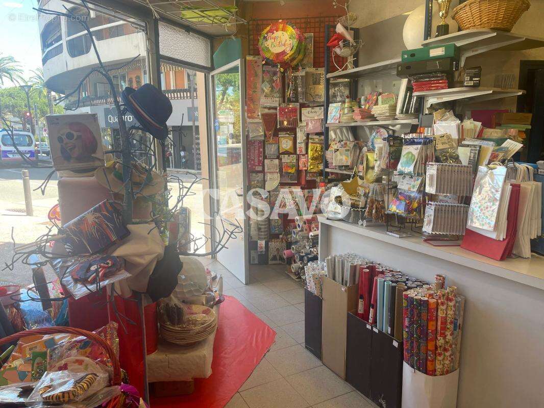 Vente Appartement 3 pièces de 70m² - 06600 Antibes - photo 2
