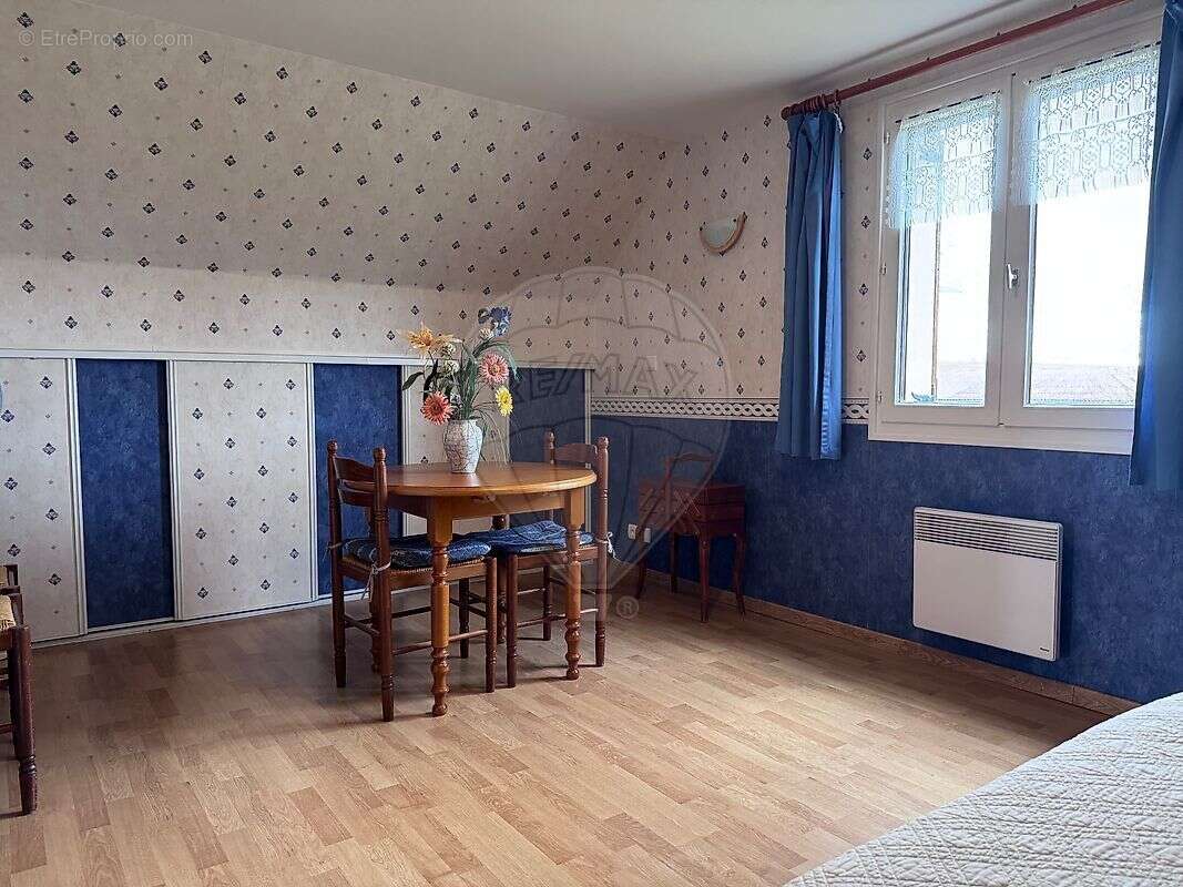 Maison à COSNE-COURS-SUR-LOIRE