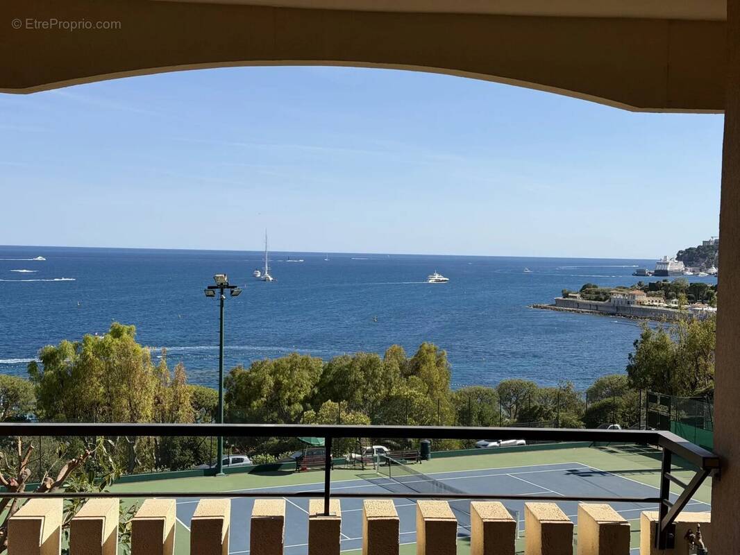Appartement à ROQUEBRUNE-CAP-MARTIN