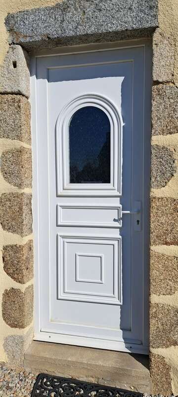 Maison à SAINT-LEONARD-DES-BOIS