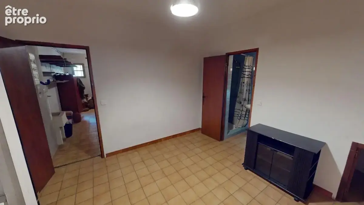 Le MUY, Maison de village 115m² avec grand garage et vie tout à pied ! - photo 9
