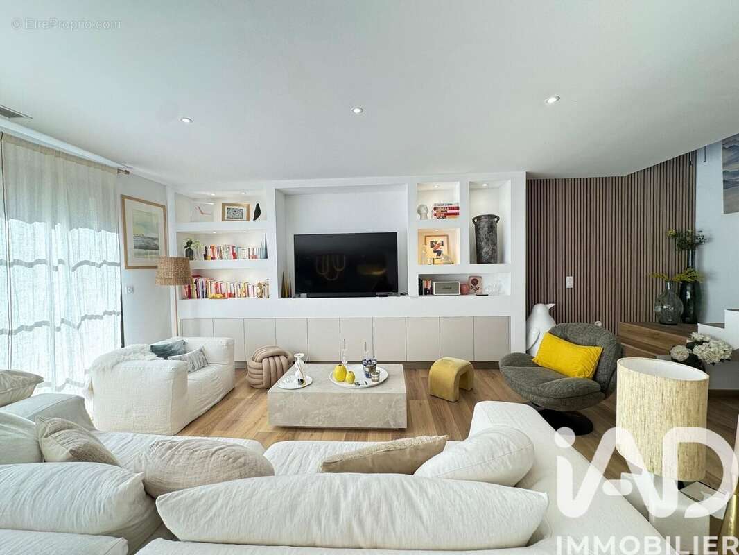 Maison 168 m² à Villevieille  - photo 2