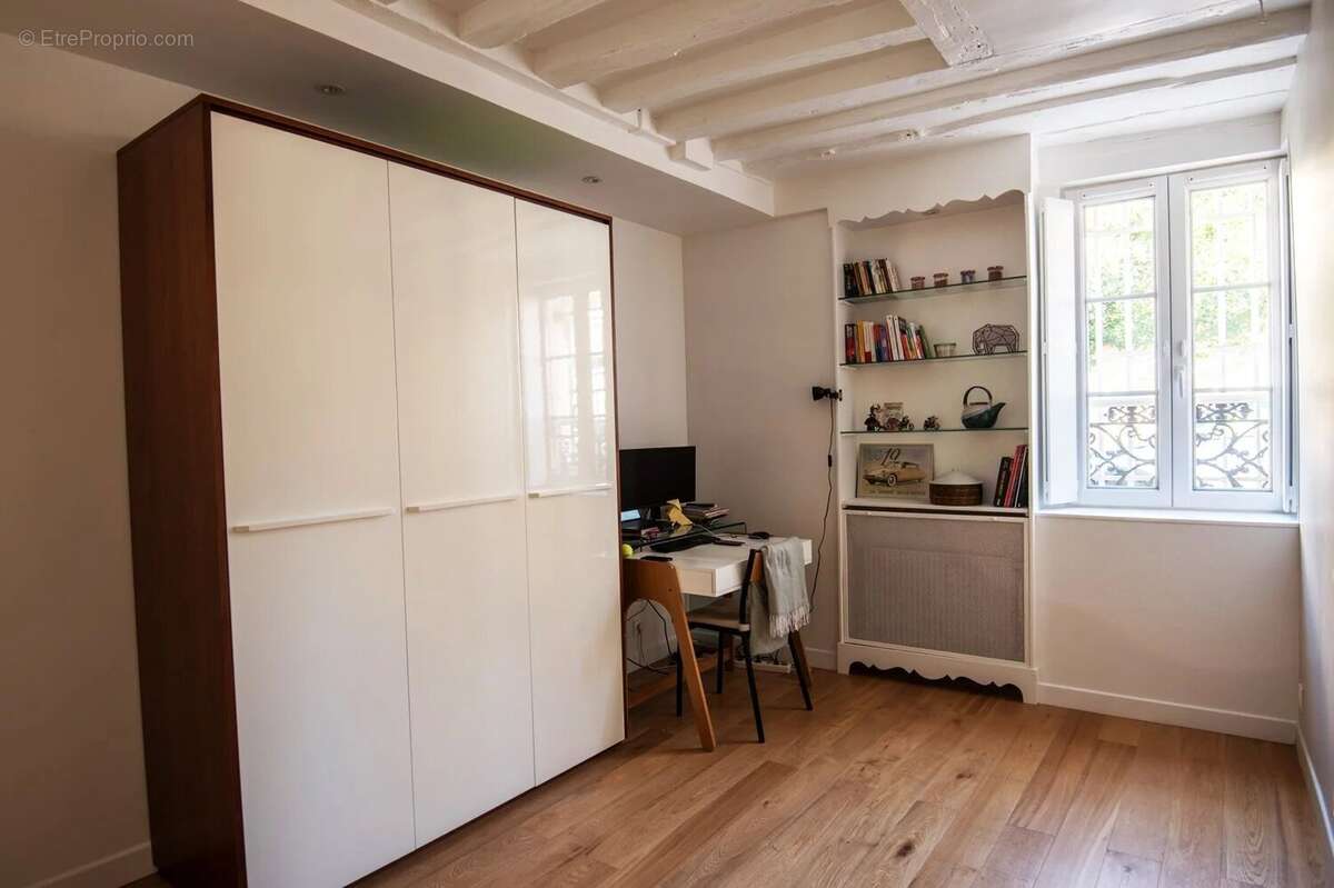 Appartement à VERSAILLES