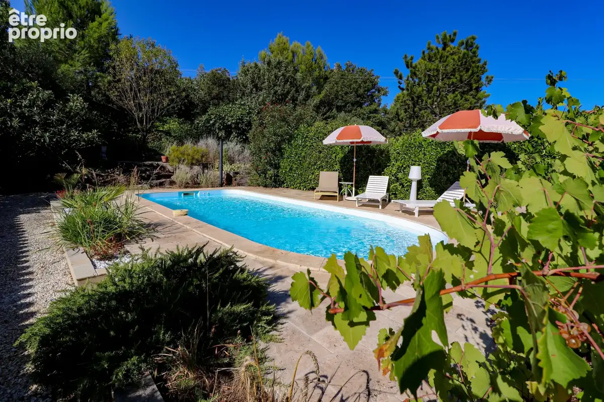 Villa plain pied 105m2 avec piscine et dependances - photo 2