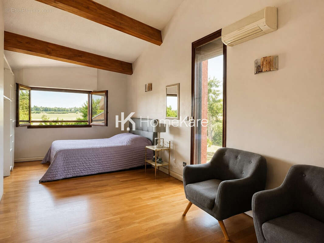 Maison 230 m² à Muret  - photo 8