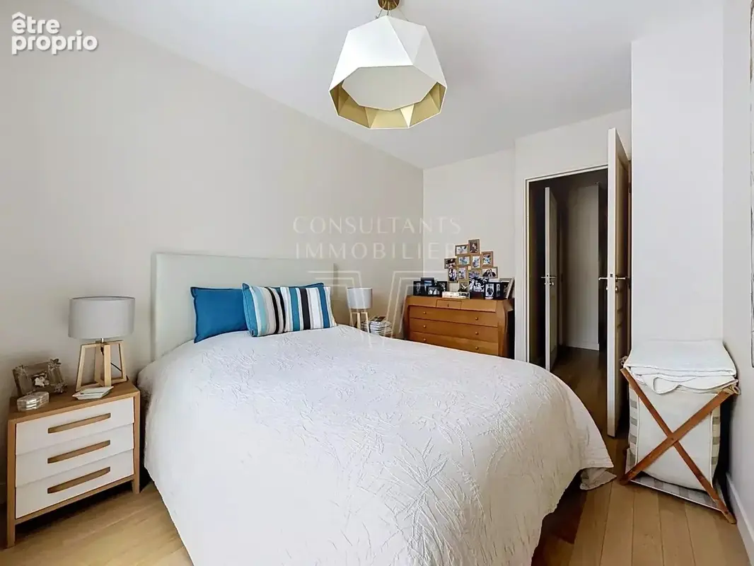 Dernier étage : 80 m² deux chambres/63 m² de terrasses - photo 11