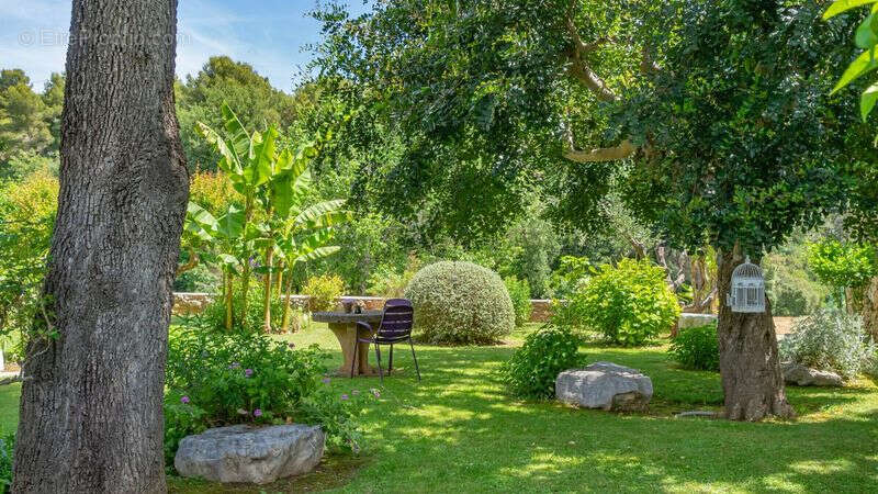 Appartement à LA GAUDE