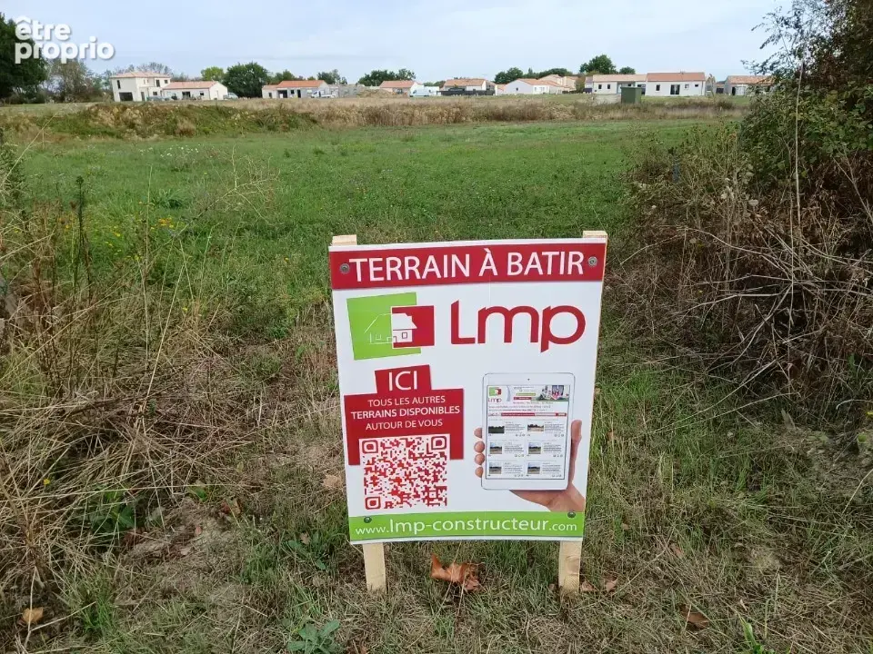 Terrain à SAINT-DENIS-LA-CHEVASSE