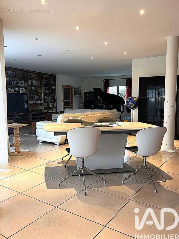 Photo 6 - Maison à MERCUROL