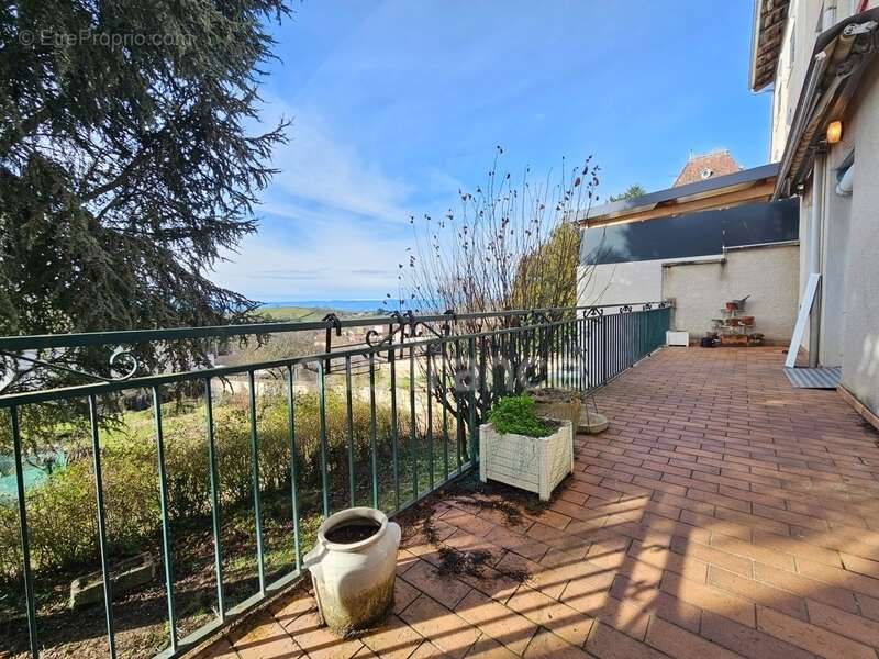 Maison à PANISSIERES