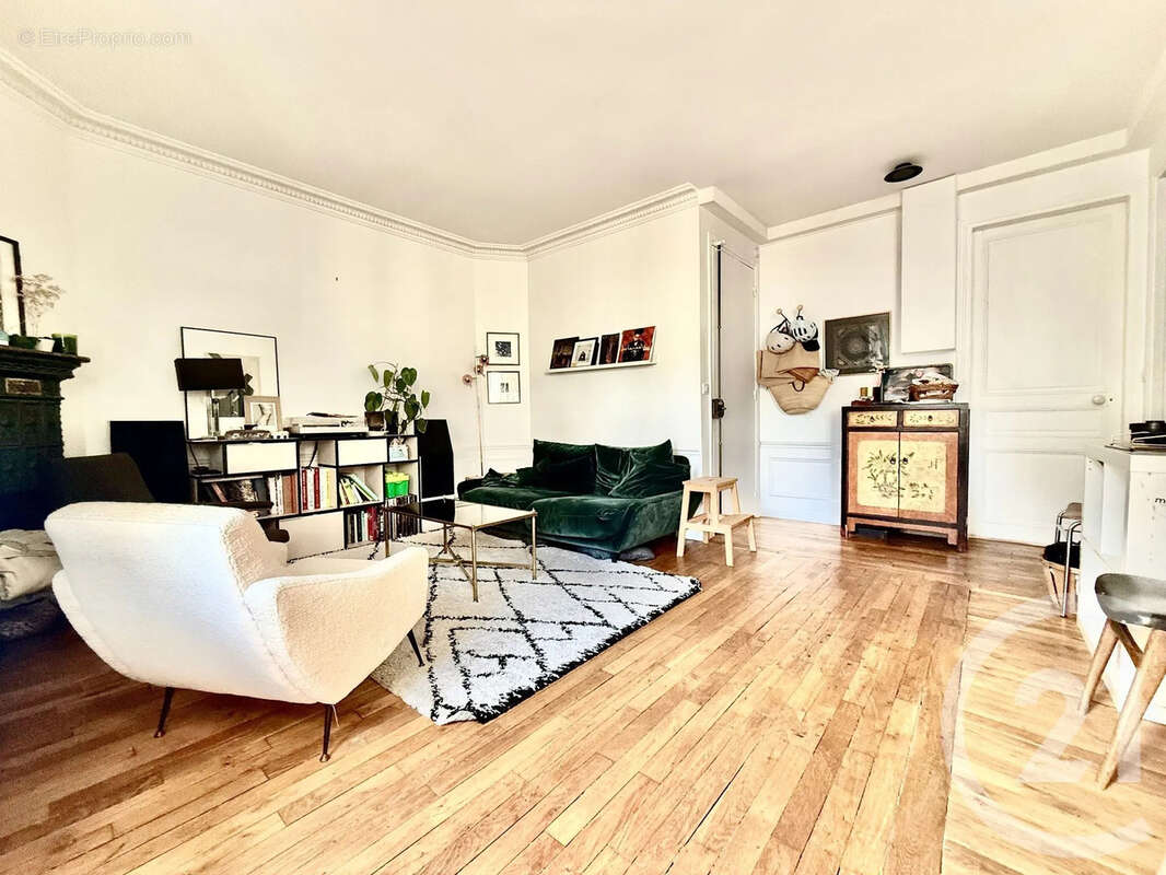 Appartement à PARIS-18E