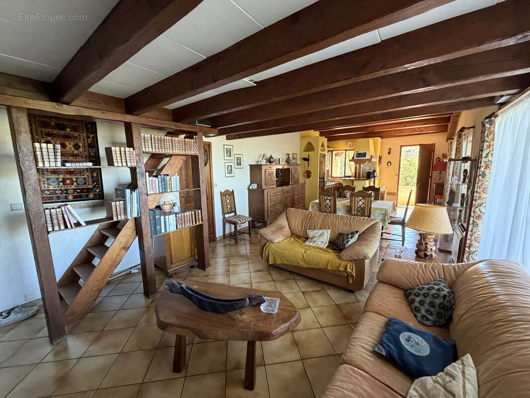 À vendre en exclusivité à Aiguines   Maison avec vue sur le lac de Sainte-Croix - photo 5