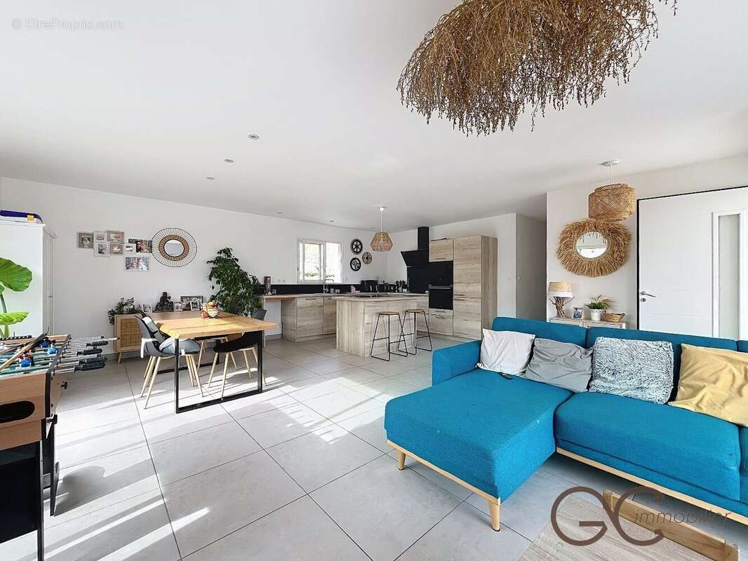 Maison à THEZAN-LES-BEZIERS