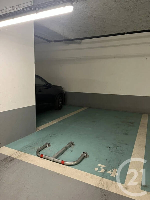 Parking à CHATILLON