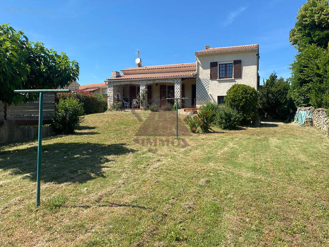 Maison à ALLEGRE-LES-FUMADES