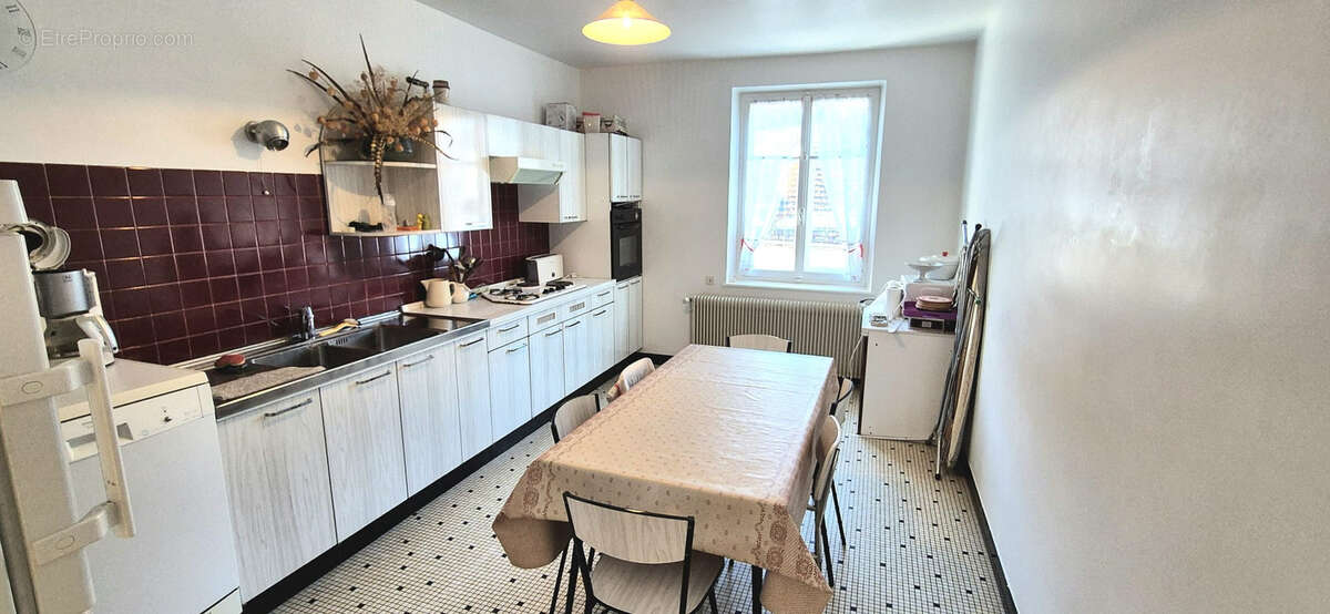 Appartement à LES GRAS