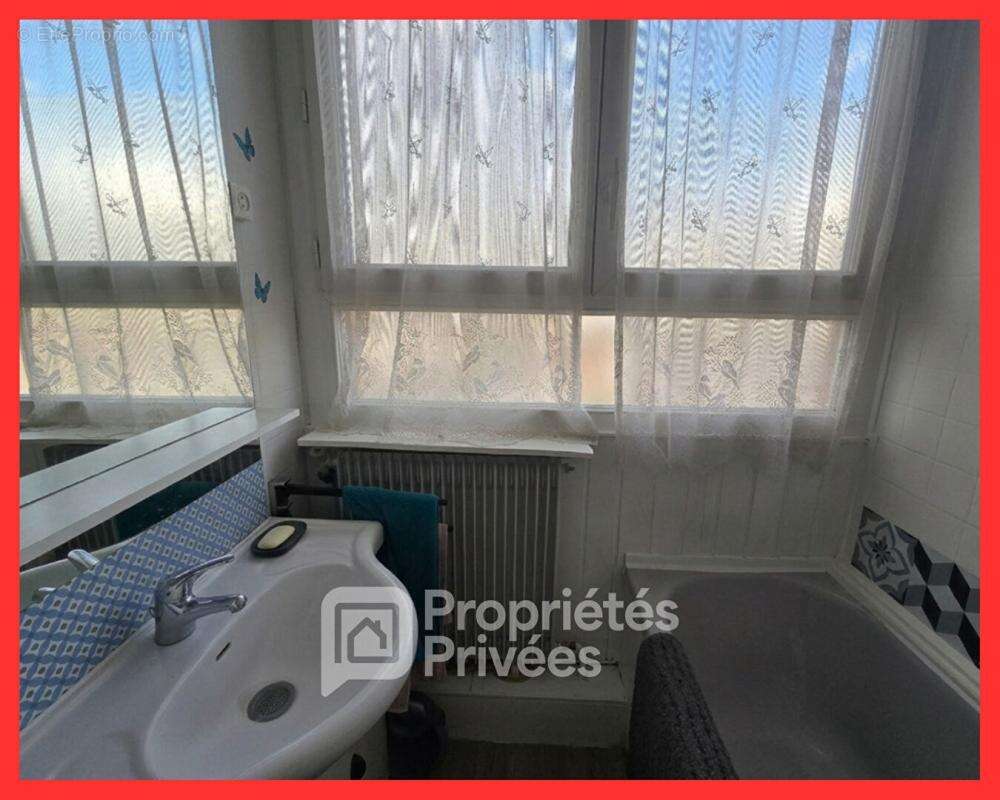 Appartement à LE BOURGET