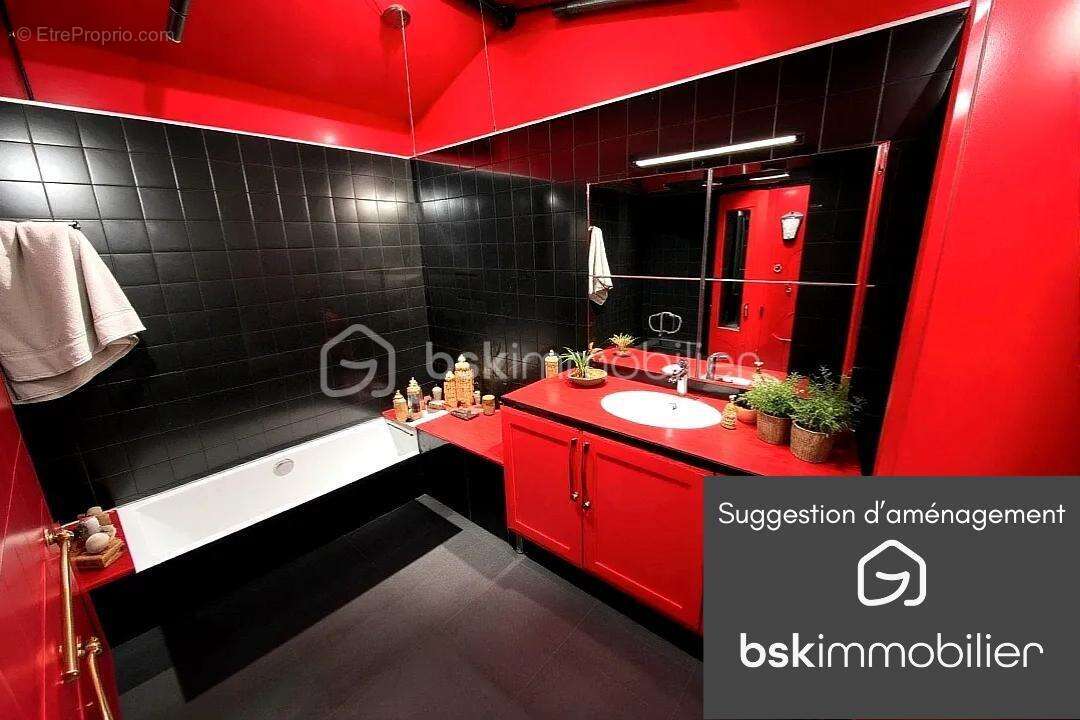 Maison à SAINT-ZACHARIE