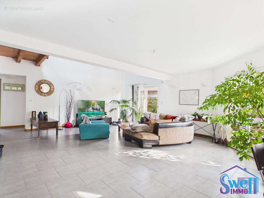 Maison à MOLIETS-ET-MAA