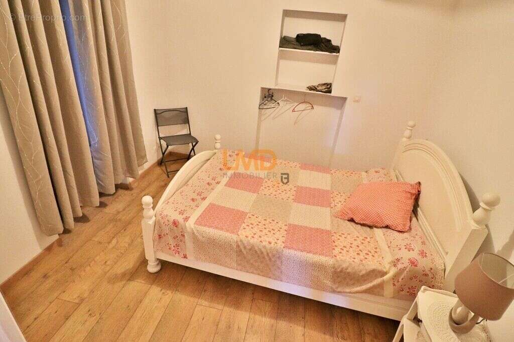 Appartement à MONTMEYAN