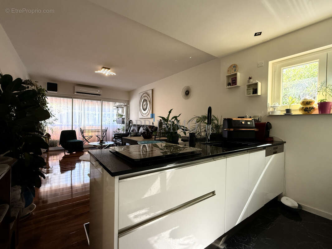 Appartement à FREJUS