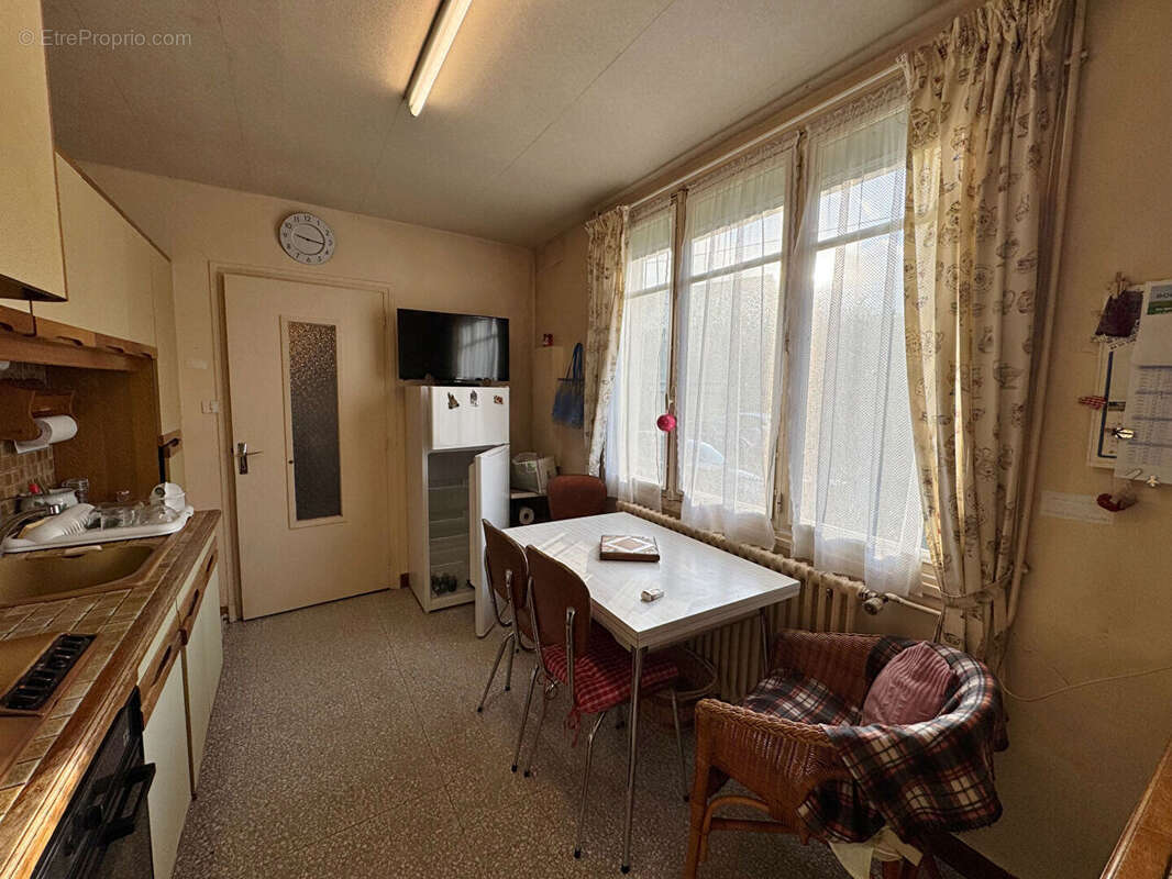 Maison à BRICQUEBEC