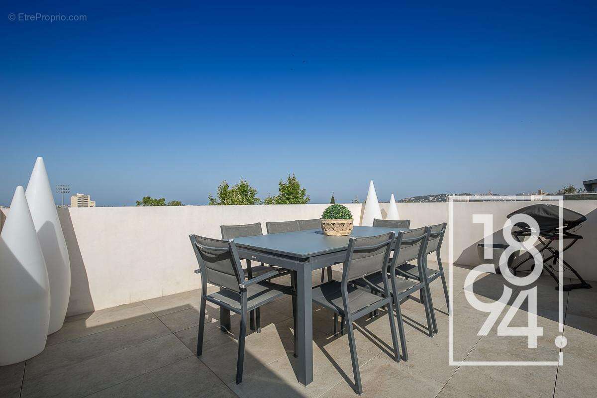 Appartement à MARSEILLE-9E