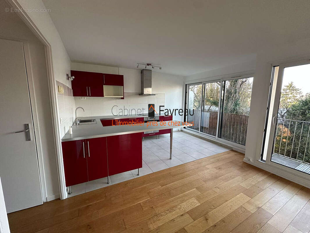 Appartement à L'HAY-LES-ROSES