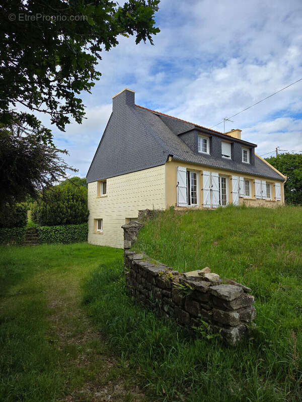 Maison à SAINT-RENAN
